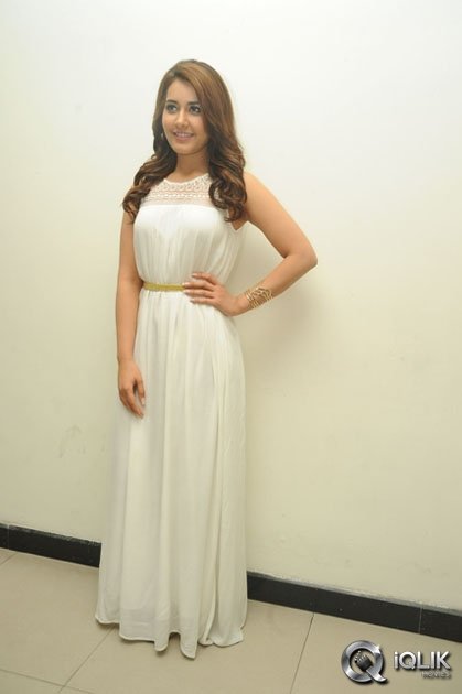 Raashi-Khanna-at-Jil-Movie-Success-Meet
